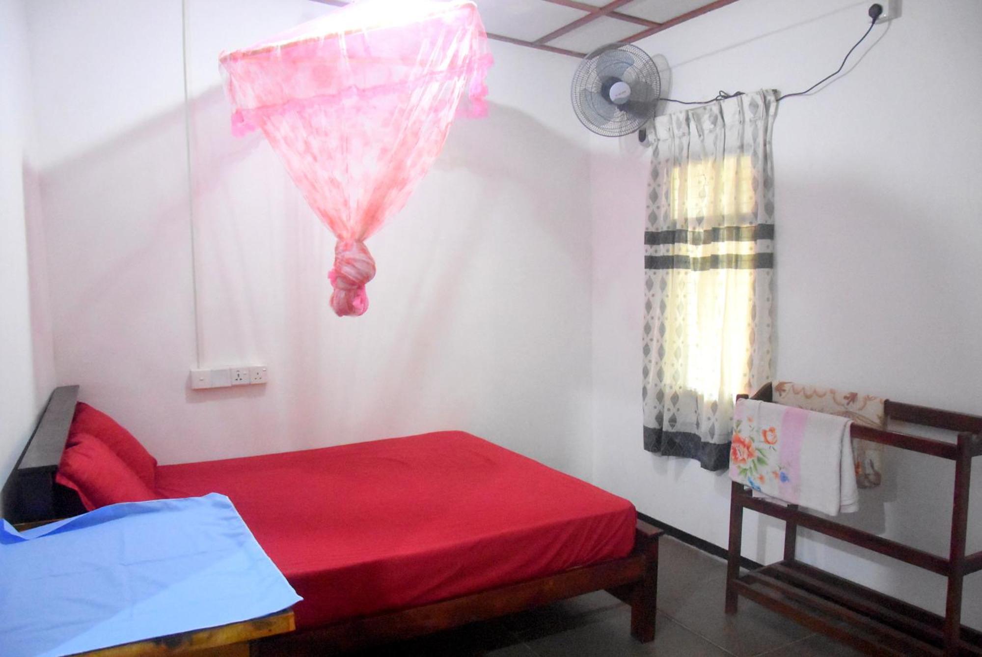 Meera Homestay & Guest House Anuradhapura Luaran gambar
