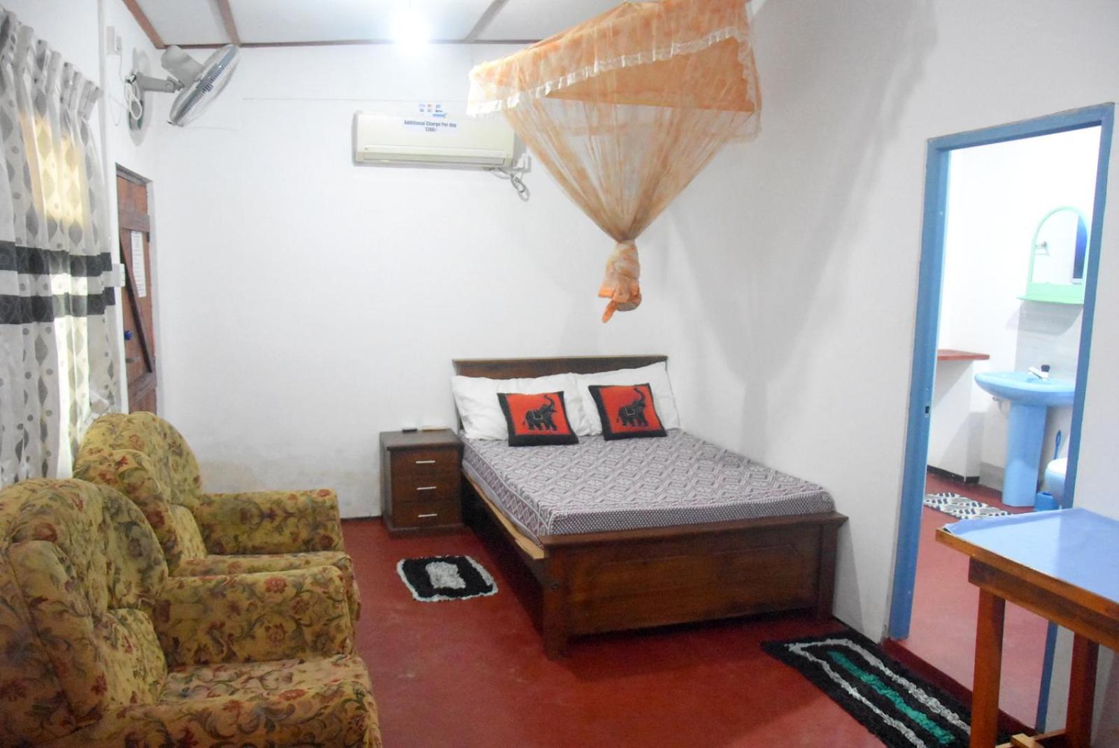 Meera Homestay & Guest House Anuradhapura Luaran gambar