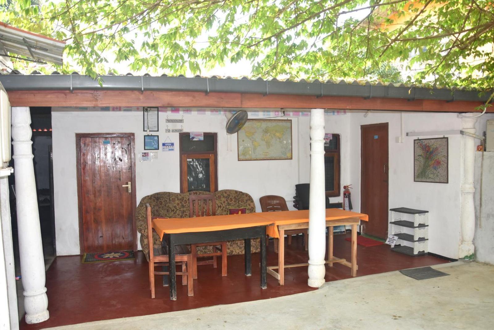 Meera Homestay & Guest House Anuradhapura Luaran gambar