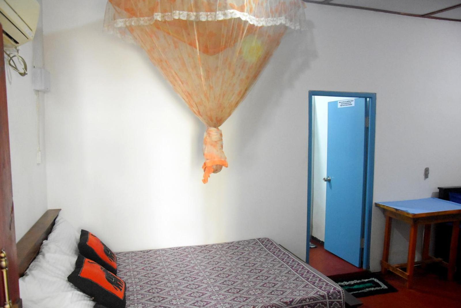 Meera Homestay & Guest House Anuradhapura Luaran gambar
