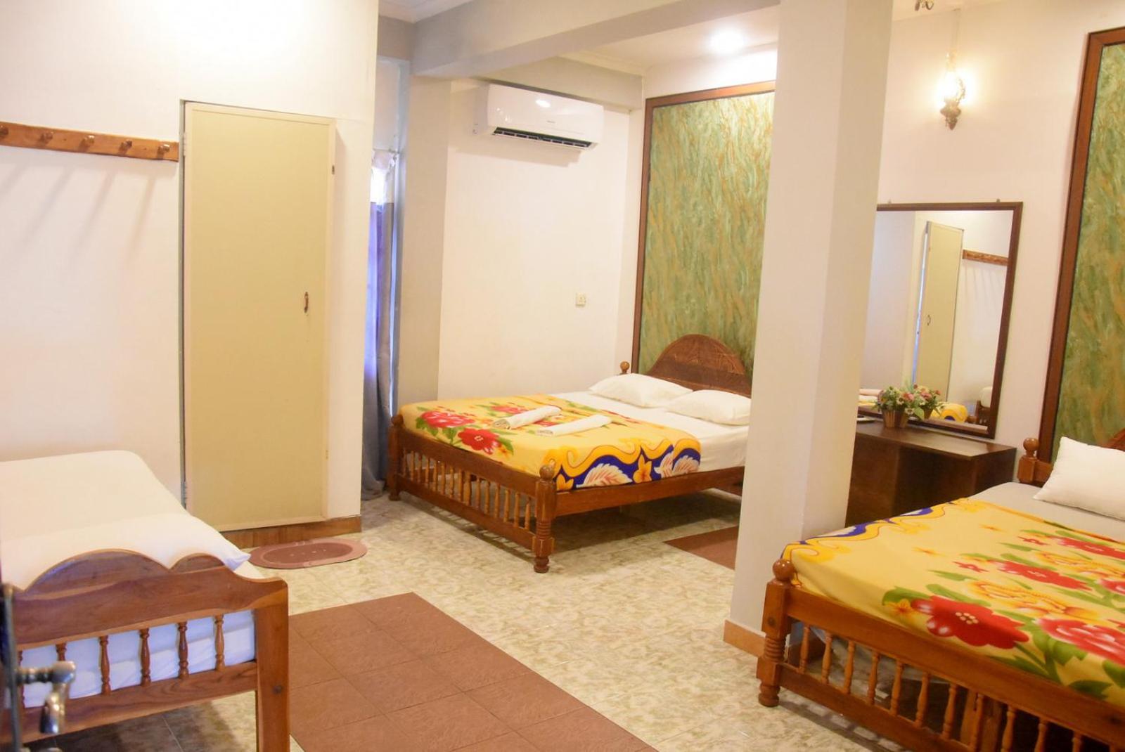 Meera Homestay & Guest House Anuradhapura Luaran gambar