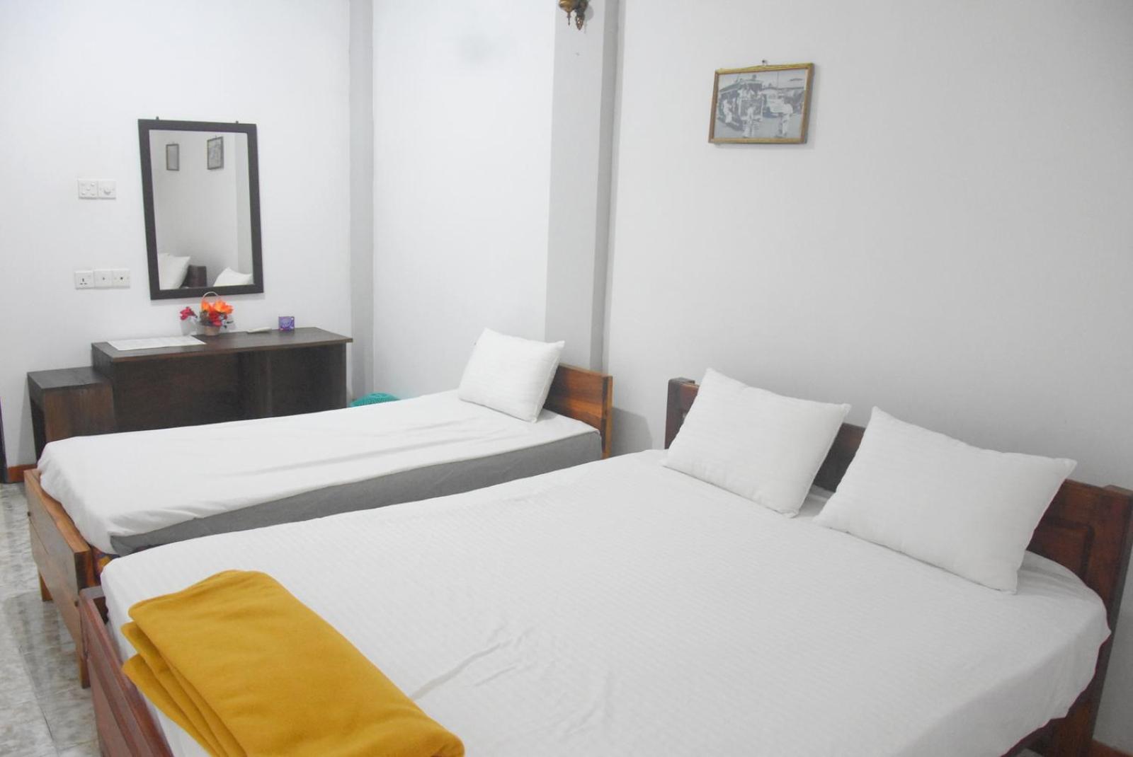 Meera Homestay & Guest House Anuradhapura Luaran gambar